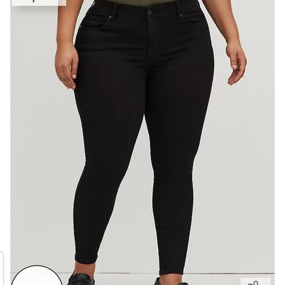 TORRID First to Fit Black Skinny Jeans 14R - Picture 1 of 4